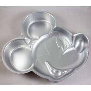 Wilton Disney Mickey Mouse Aluminum Cake Pan Baking Mold 2105-7070